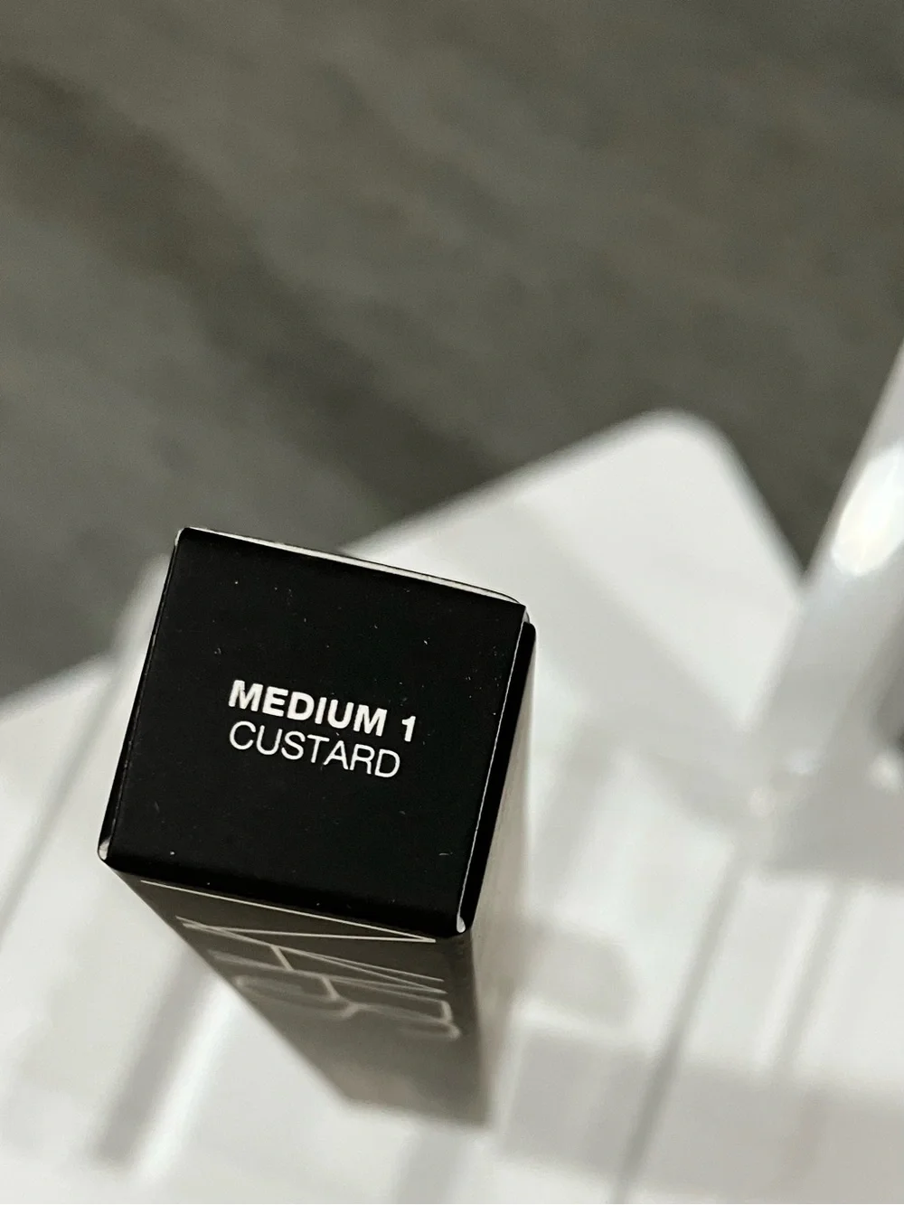 NARS Radiant Creamy Concealer - Medium 1 Custard